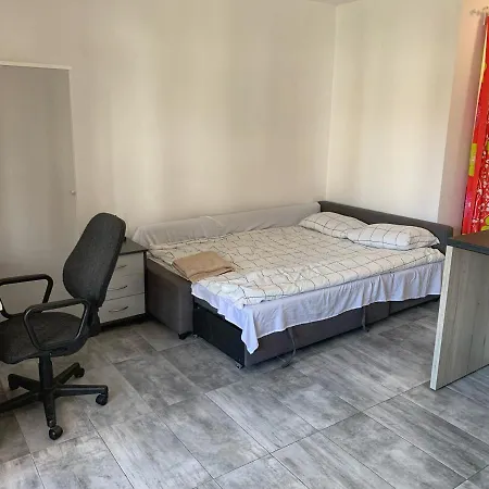 Green Gardens By Lmg * Szófia